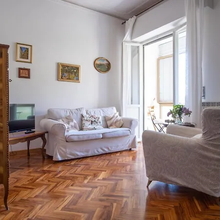 Il Rosmarino Apartment *
